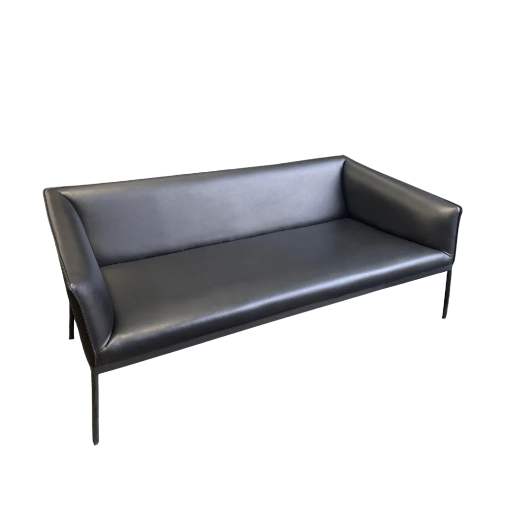Base Three Seat Lounge (Black)